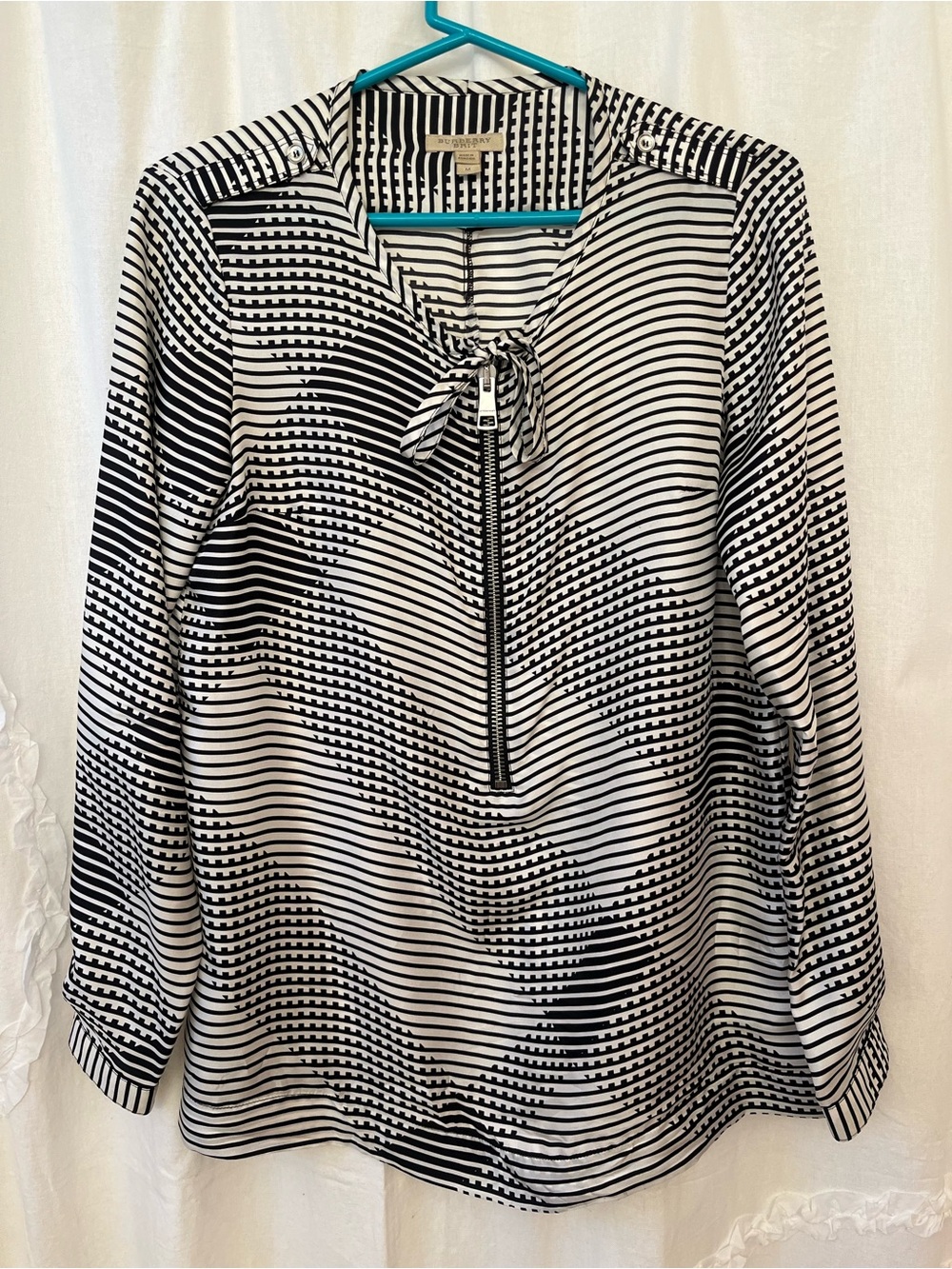 BURBERRY BRIT Silk Long Sleeve Blouse Size Medium